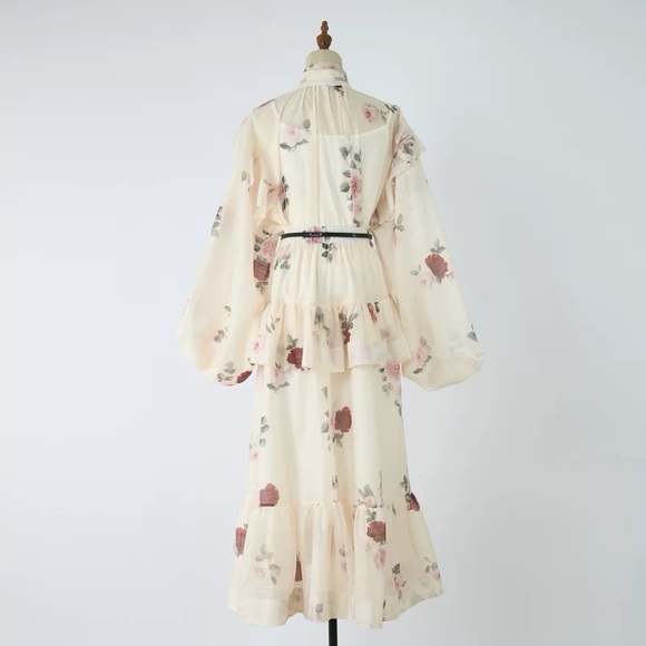 Designer-Style Floral Ruffle Maxi Dress - Picture 4 of 10